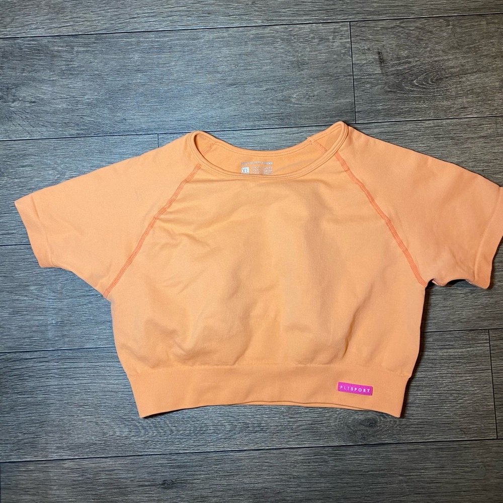 PLT Sport Workout Cropped Tshirt